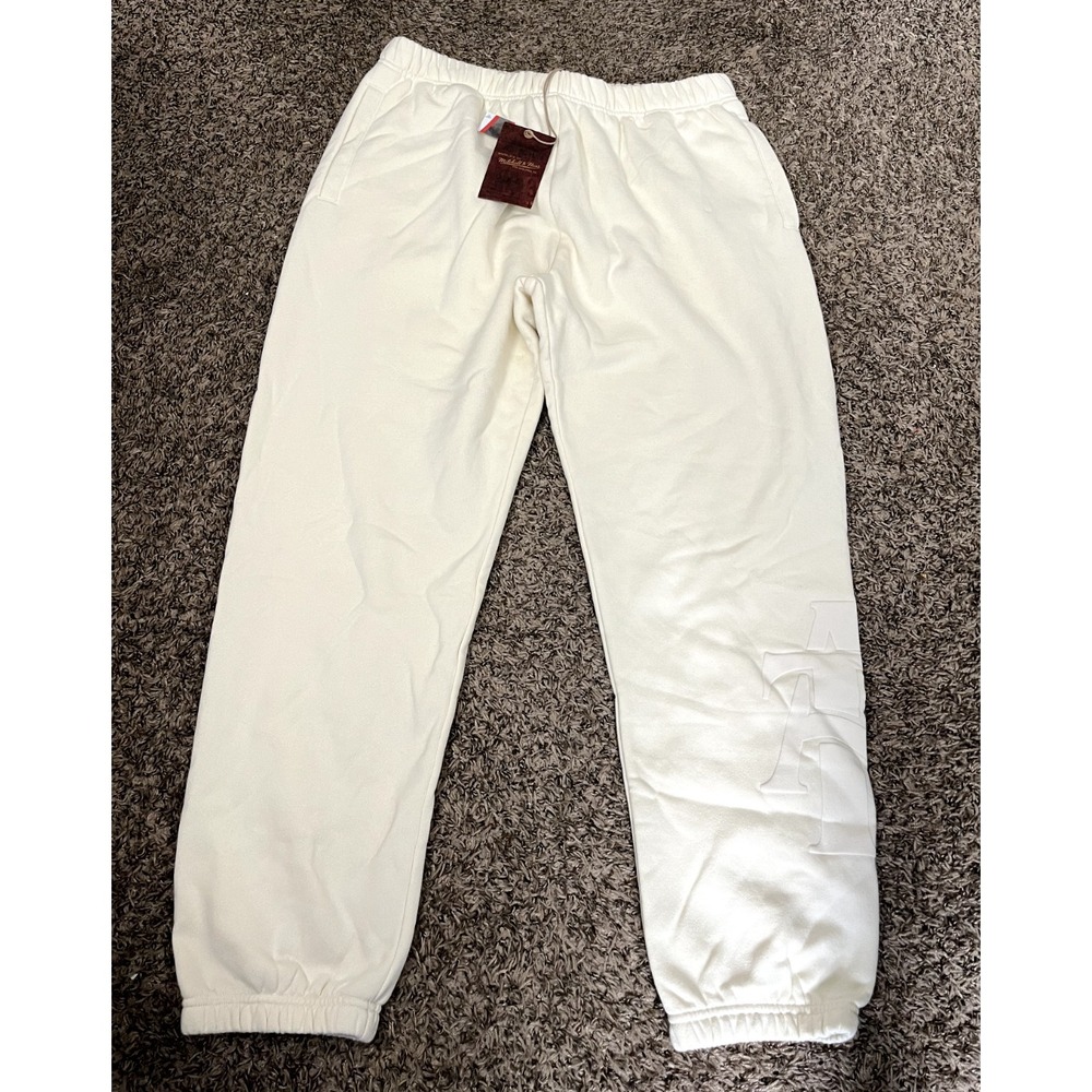 NEW Mitchell & Ness North Carolina A&T Logo Cream Puff Print Sweatpants (Medium)